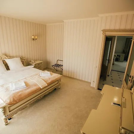 Prince Hotel